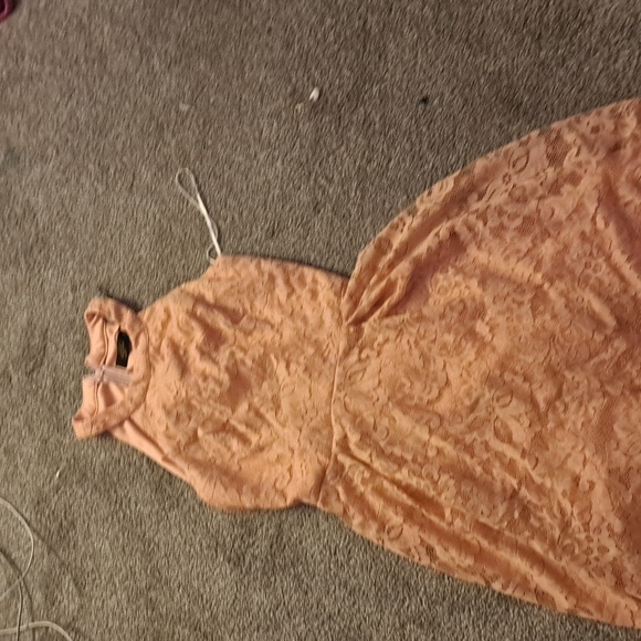 A pink prom dress - Picture 1 of 3